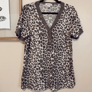 Women’s boutique top